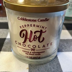 3 wick candle